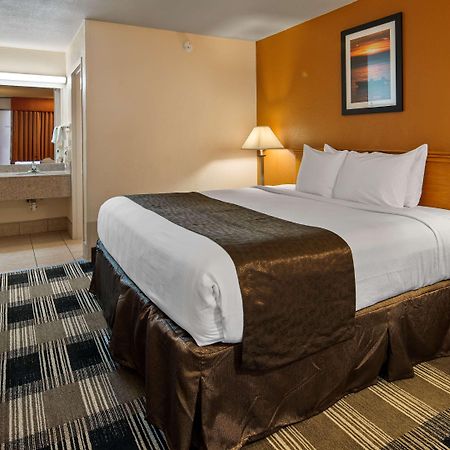 Best Western Tulsa Airport Extérieur photo
