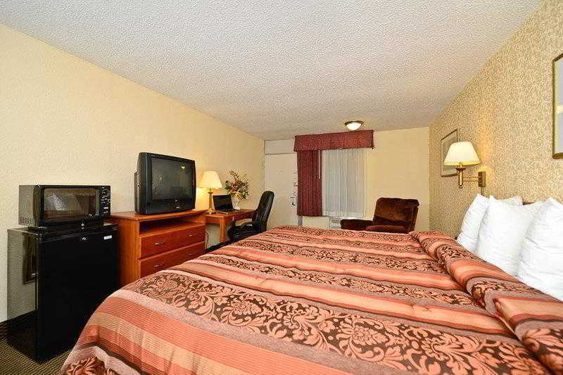 Best Western Tulsa Airport Extérieur photo