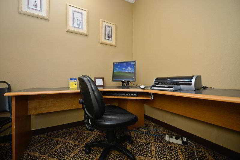Best Western Tulsa Airport Extérieur photo