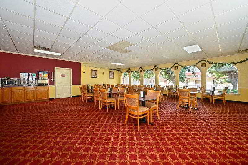 Best Western Tulsa Airport Extérieur photo