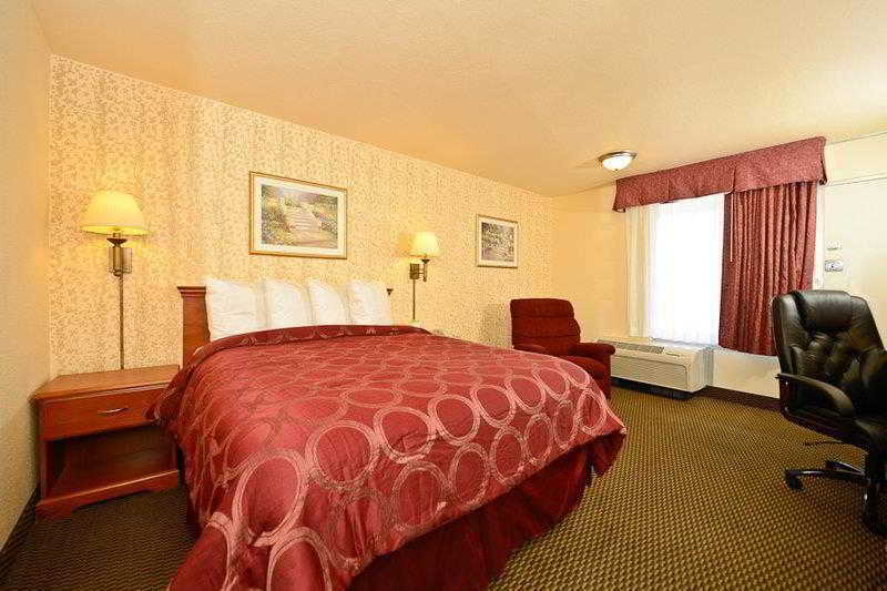 Best Western Tulsa Airport Extérieur photo