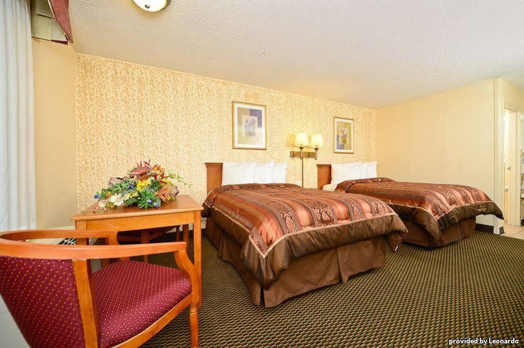 Best Western Tulsa Airport Extérieur photo